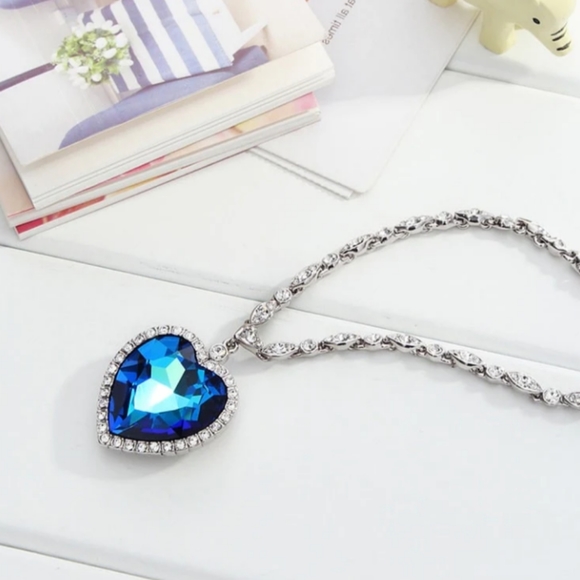 Titanic Heart of the Ocean 🌊 - Picture 6 of 7